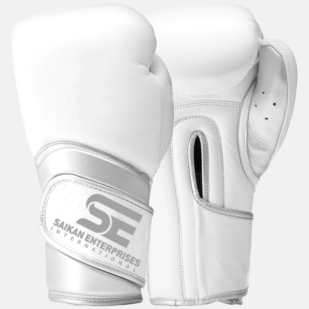 1 Sparring Gloves - Image 1